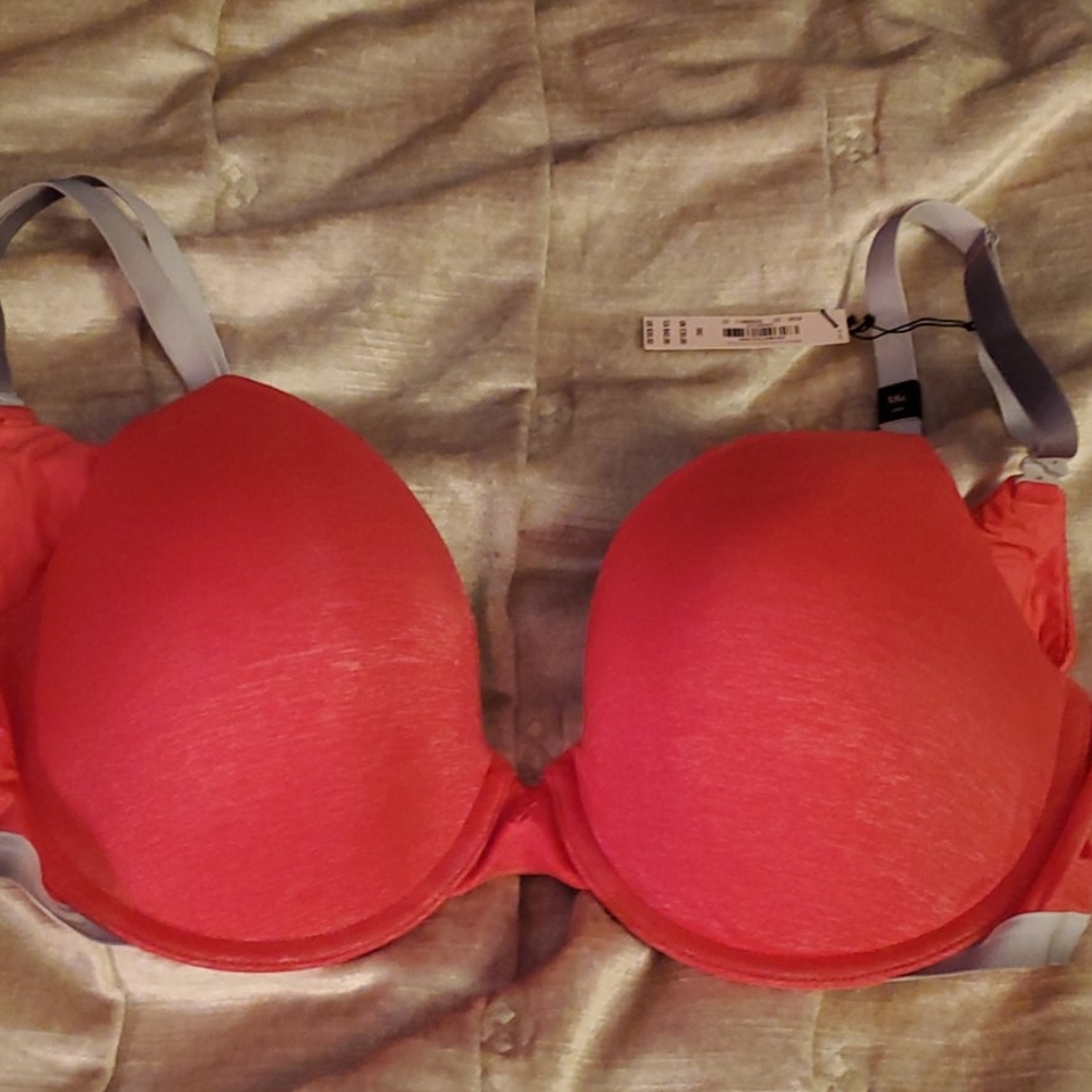 VICTORIA SECRET UPLIFT BRA